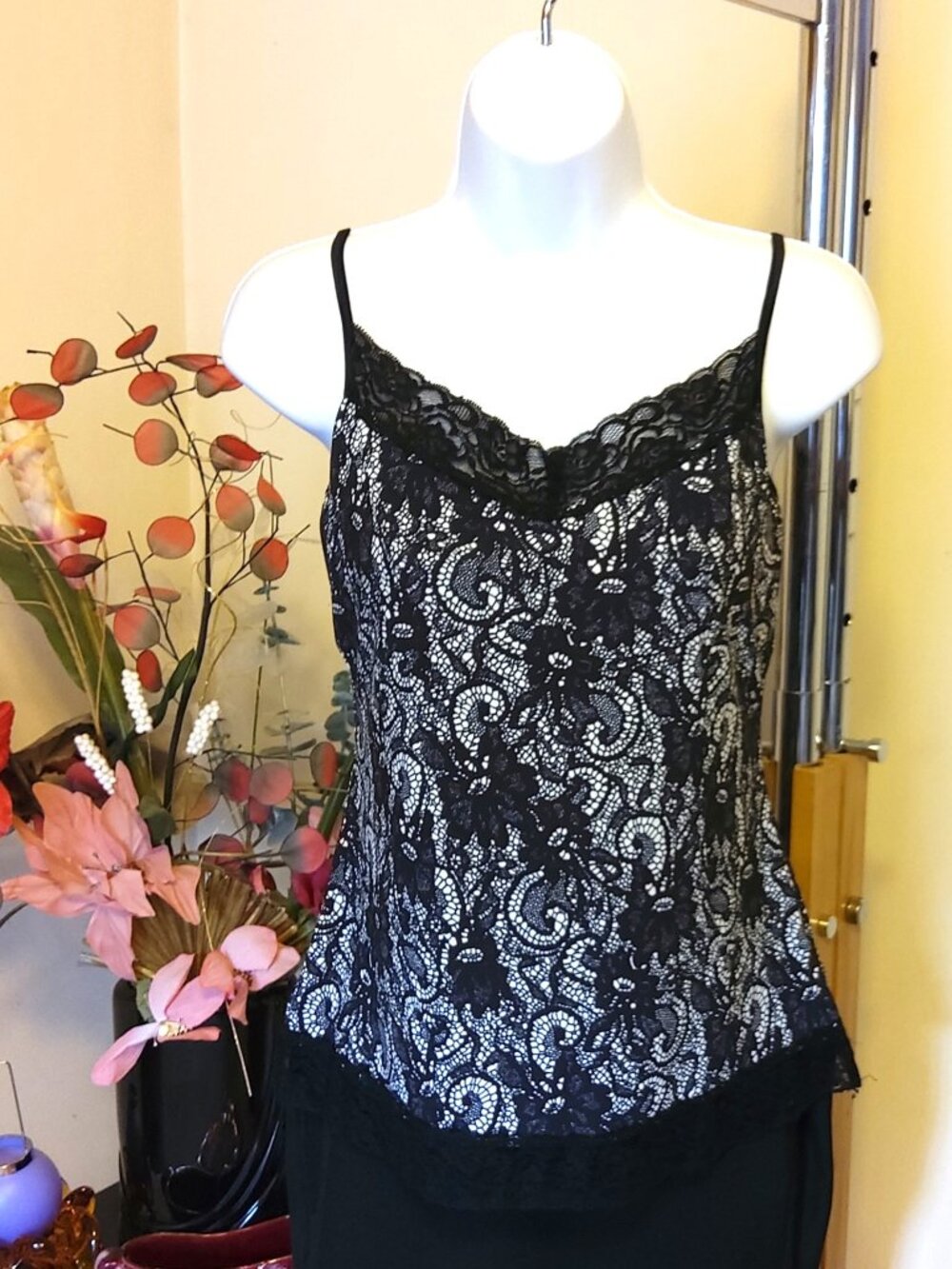 NWOT ciel & neige Luxury Lace Flowy Printed Camisole Elegant Stretch Slim Top 4